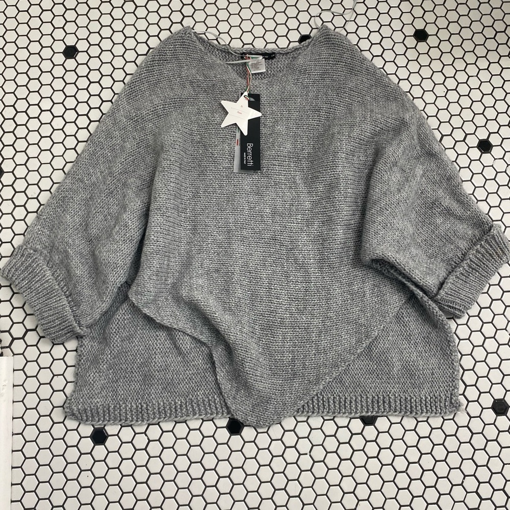 NWT berretti poncho sweater size small/med
